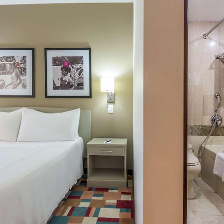 Nh Cali Royal Hotel Ngoại thất bức ảnh