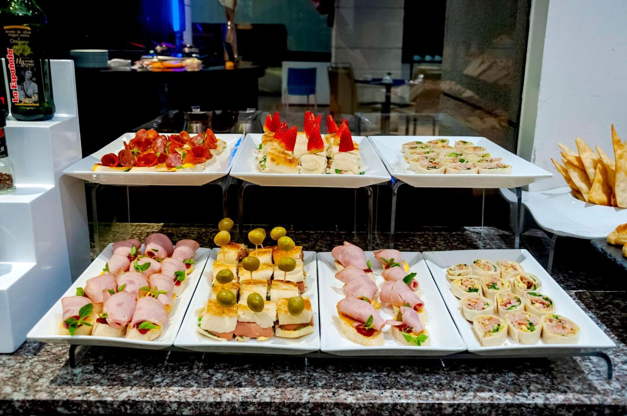 Nh Cali Royal Hotel Ngoại thất bức ảnh
