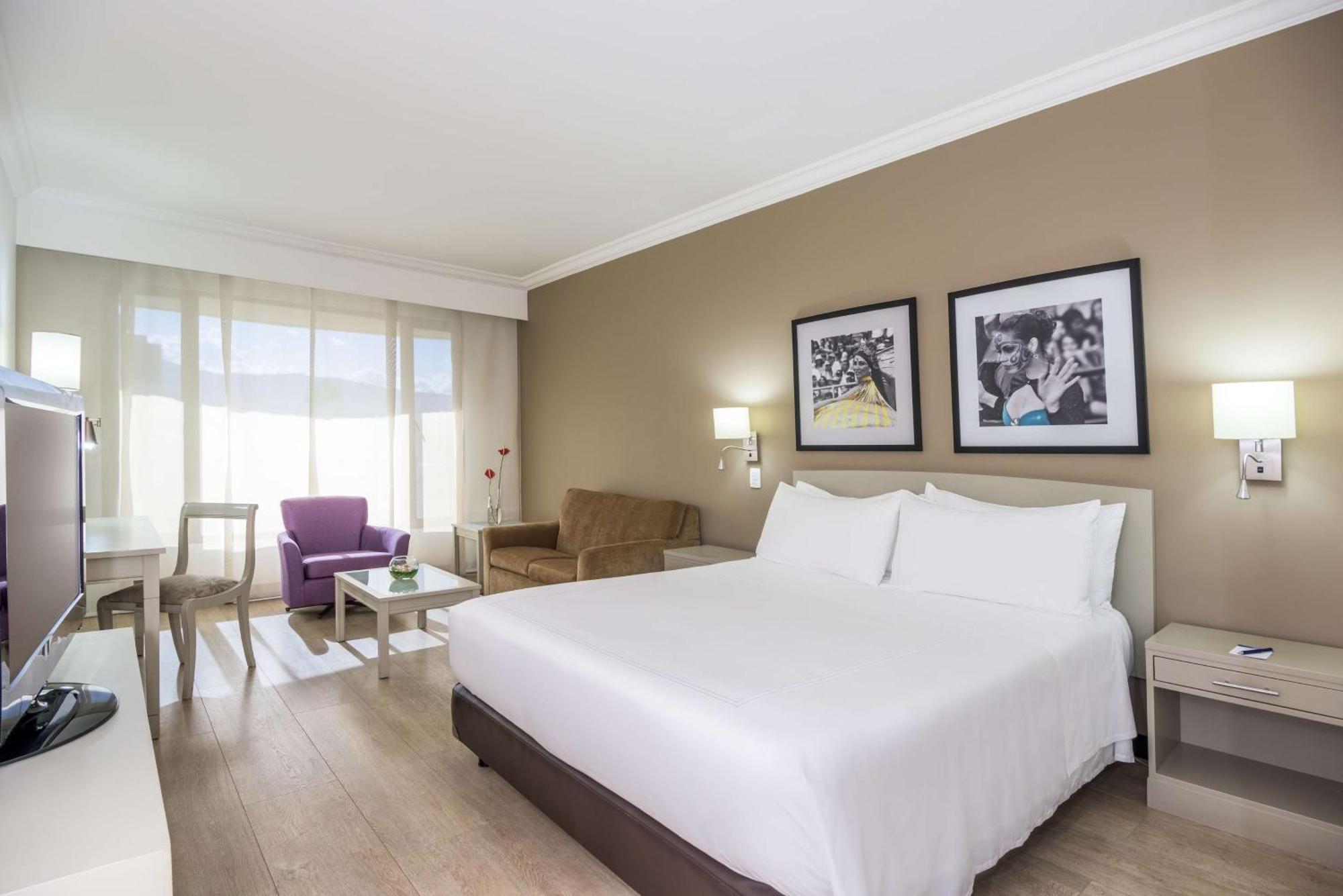 Nh Cali Royal Hotel Ngoại thất bức ảnh