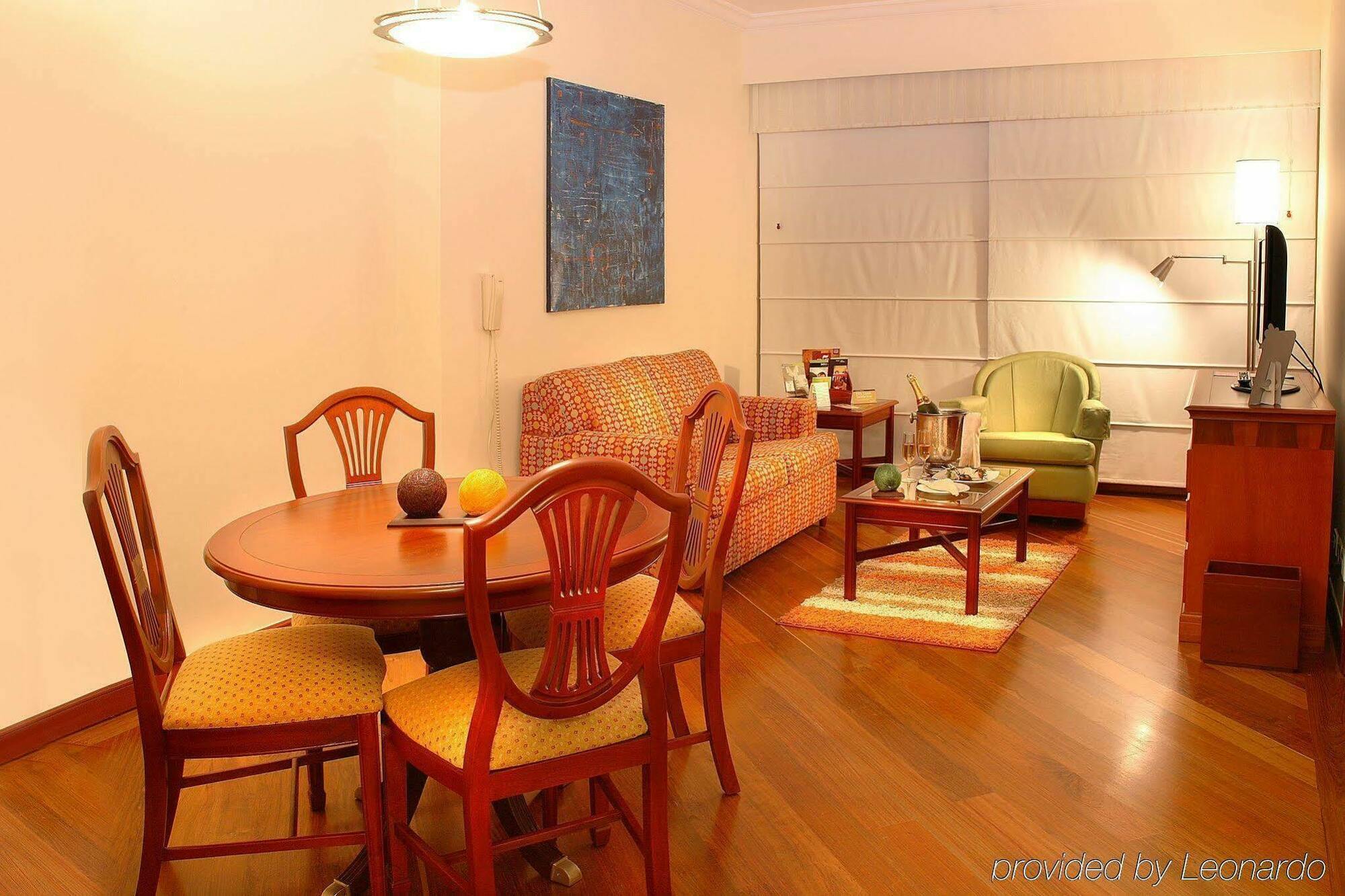 Nh Cali Royal Hotel Phòng bức ảnh